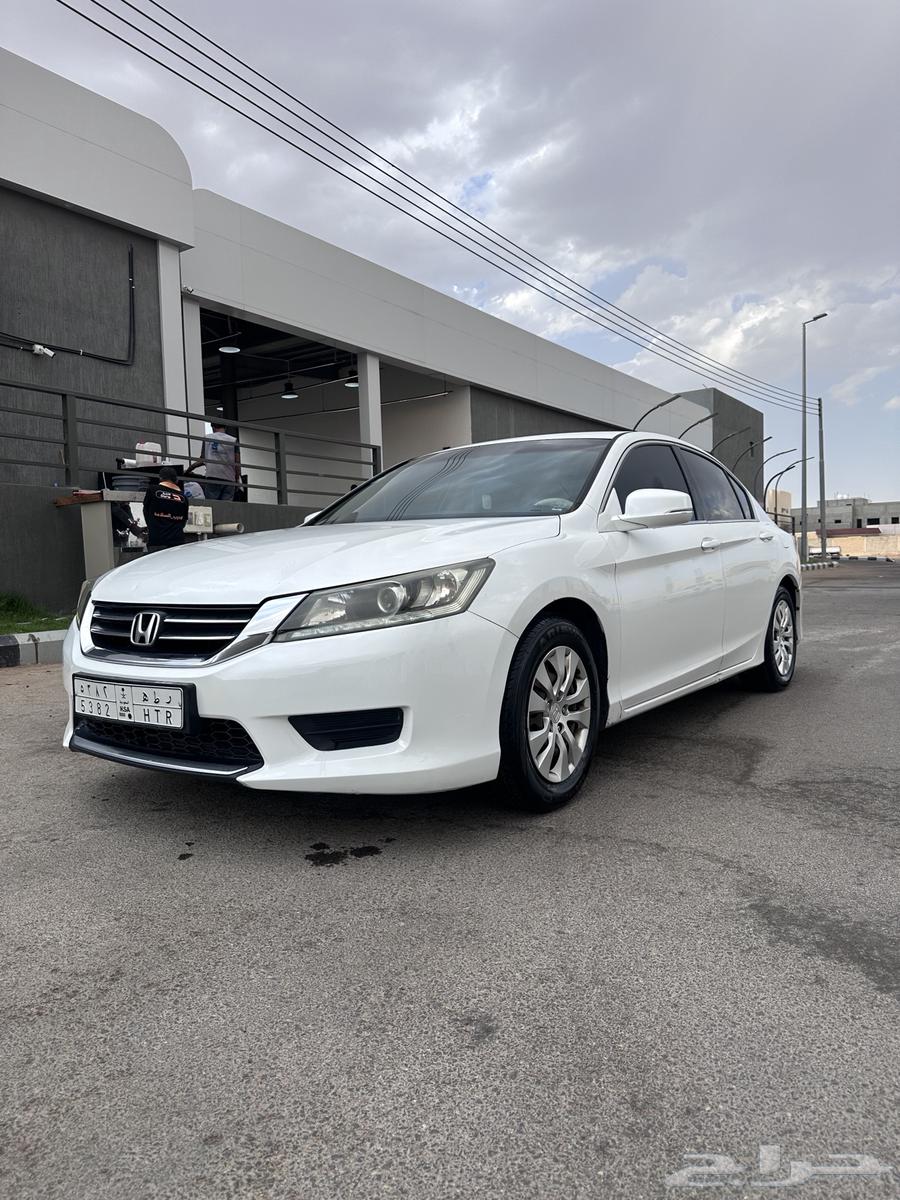هوندا اكورد 201364520218627586110