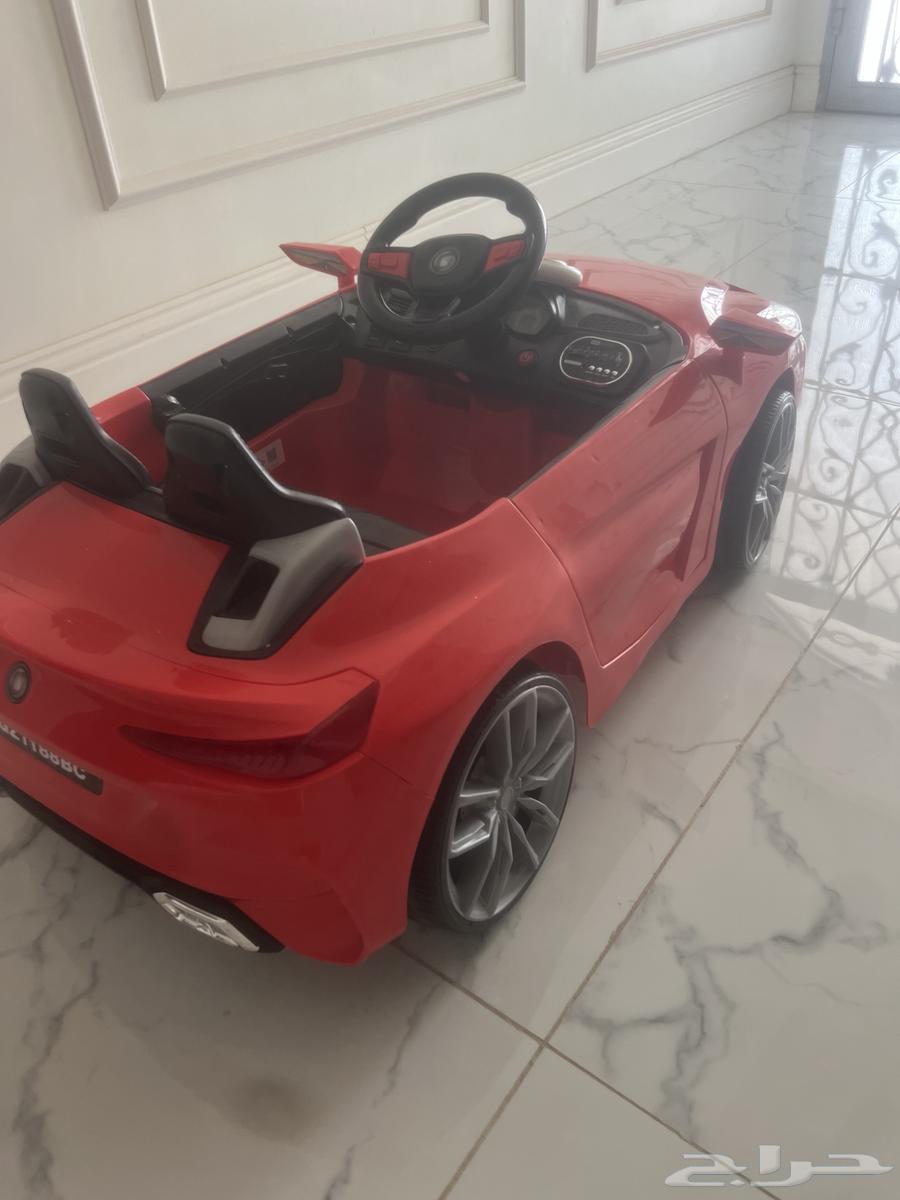 Children's car, used only 4 days, brand new64365732350082112