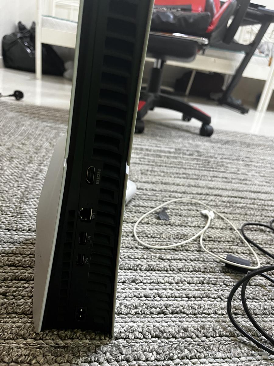 New used one month, no damage or anything64371118742274112