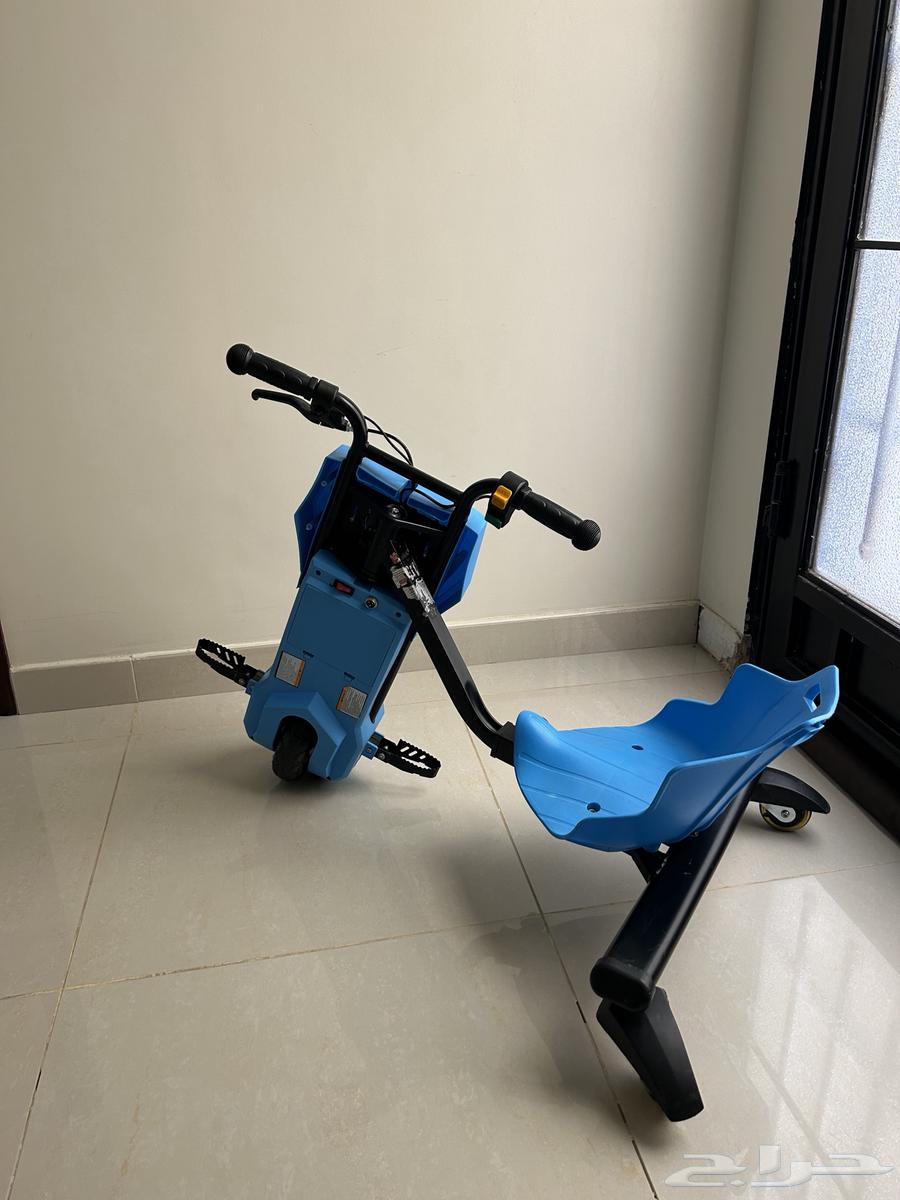 للبيع اسكوتر64369396553345112
