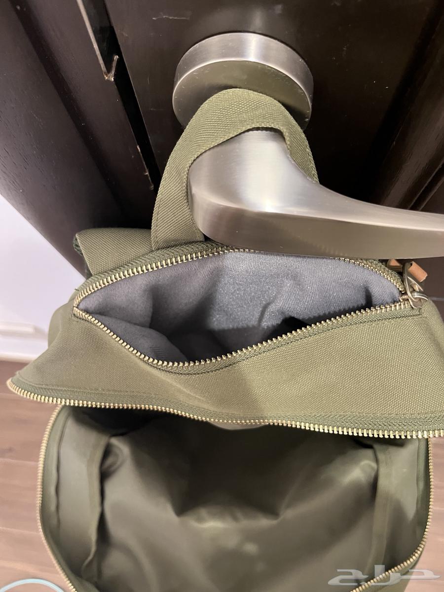 شنطه مدرسيه نظيفه جدااا ب 9064371365042561113