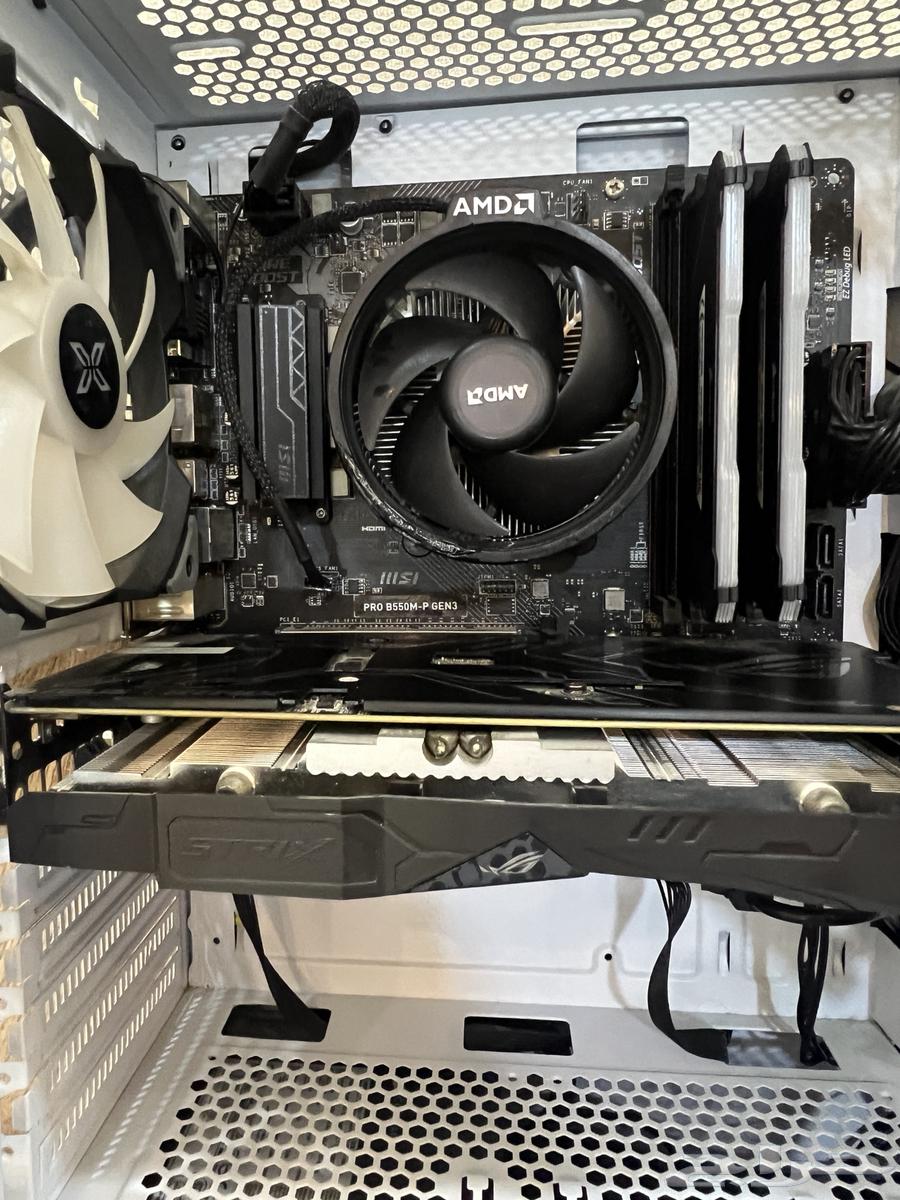 بي سي قيمنق64370013601409112