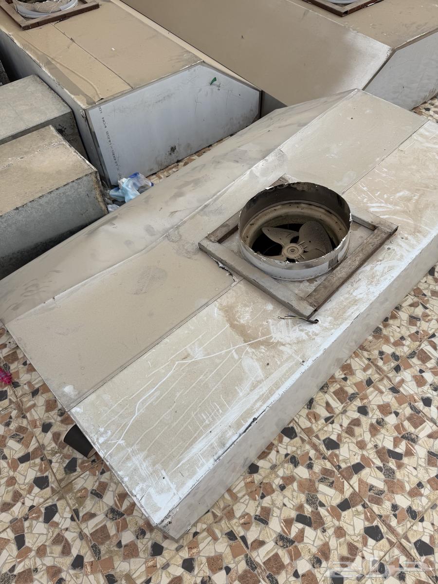 مدخنه مطعم شبه جديده للبيع64363234673410111