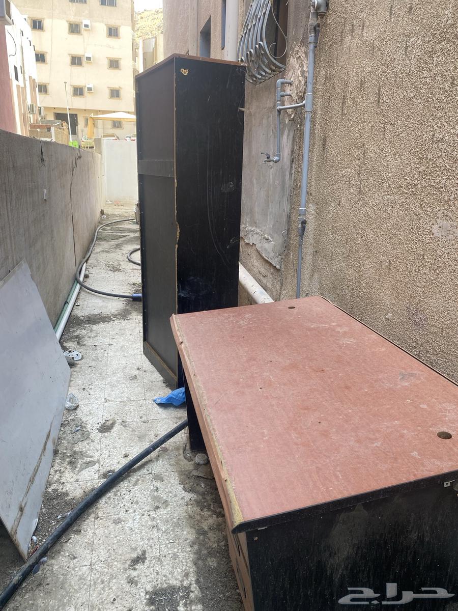 دواليب خشب بصحه جيده للبيع64370497395843114