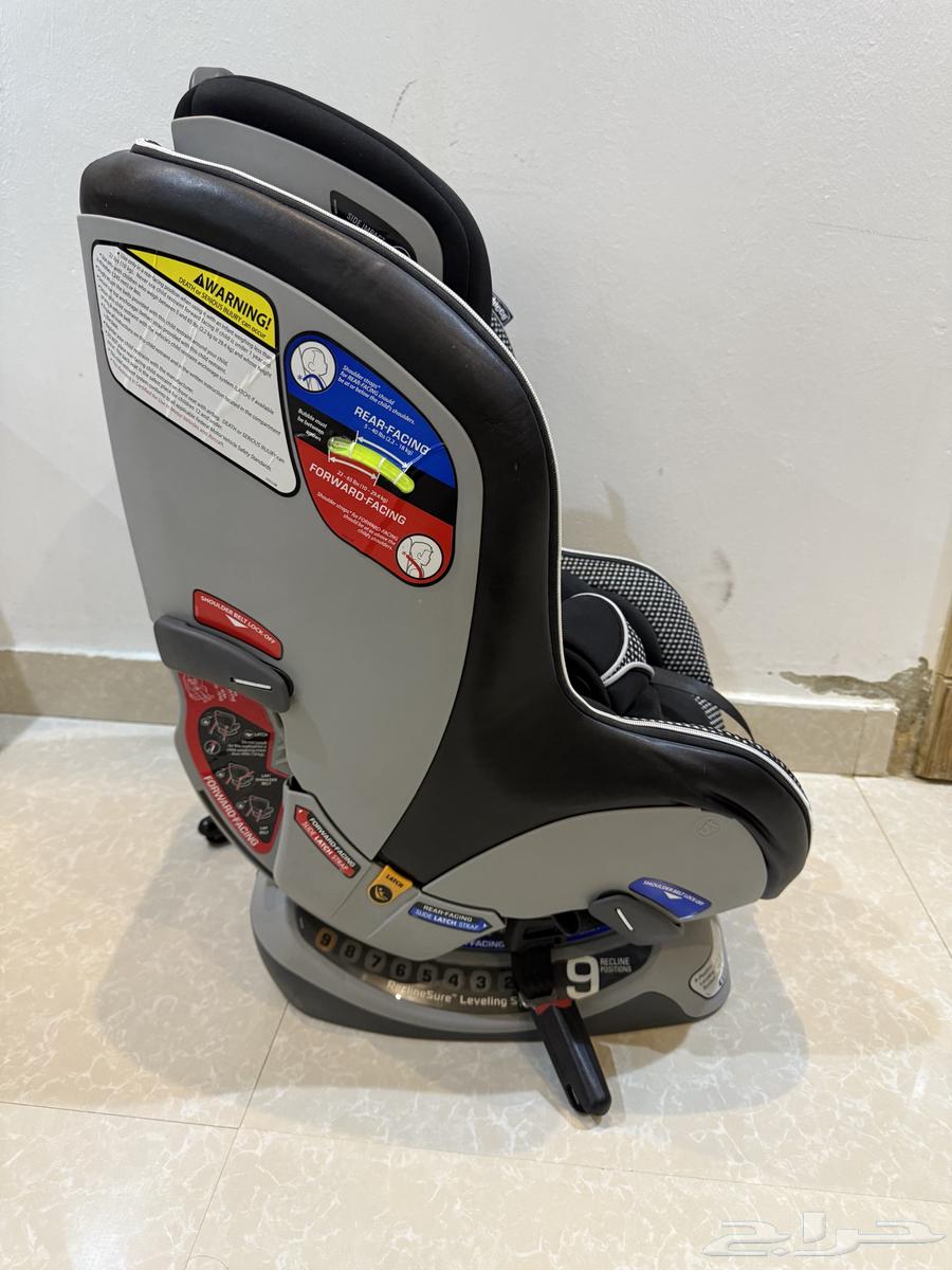 كرسي سيارة للأطفال64370929389569112