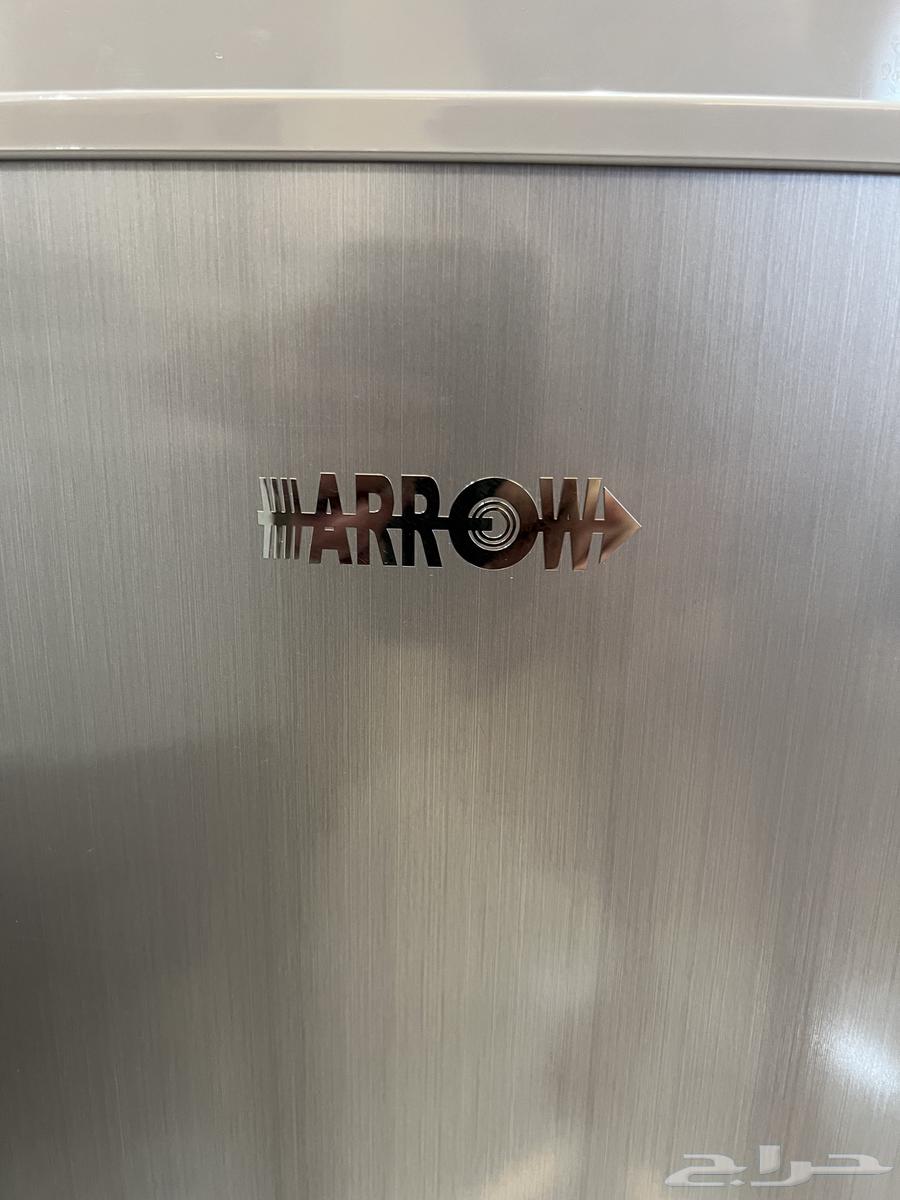 A completely fine refrigerator with no issues64365791618689111