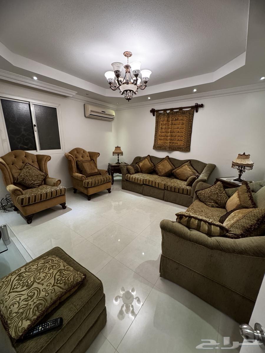 مجلس للبيع64372974922755110