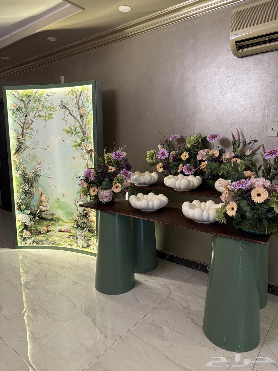 Reception table for sale complete64121533154051114