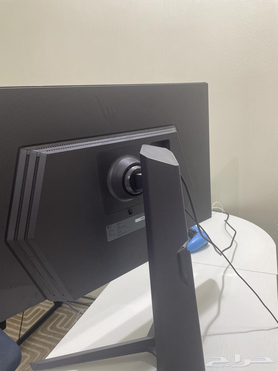 165Hz 2K resolution screen running on 120 oled64375872765571112