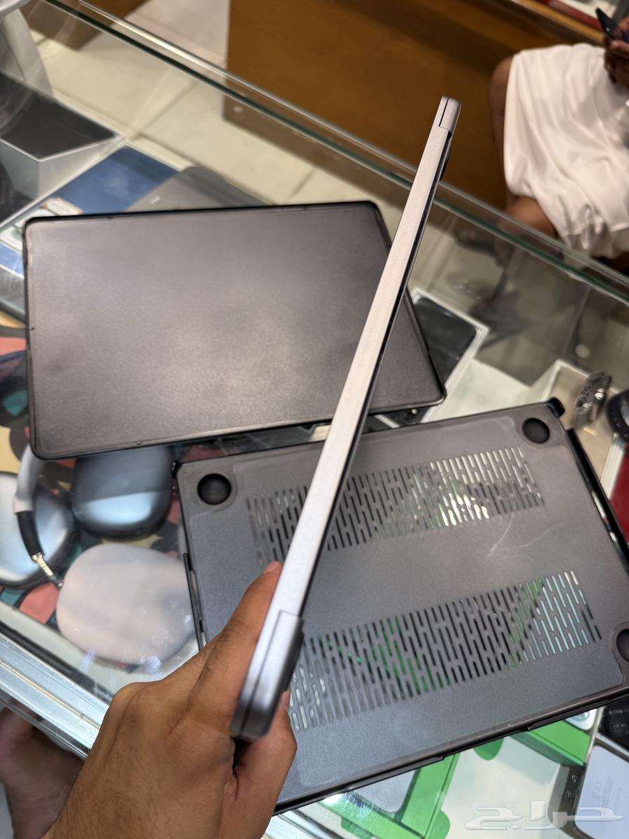 ماك بوك   آير 2022 256 قيقاء رام 8 معالج M264374039033475112