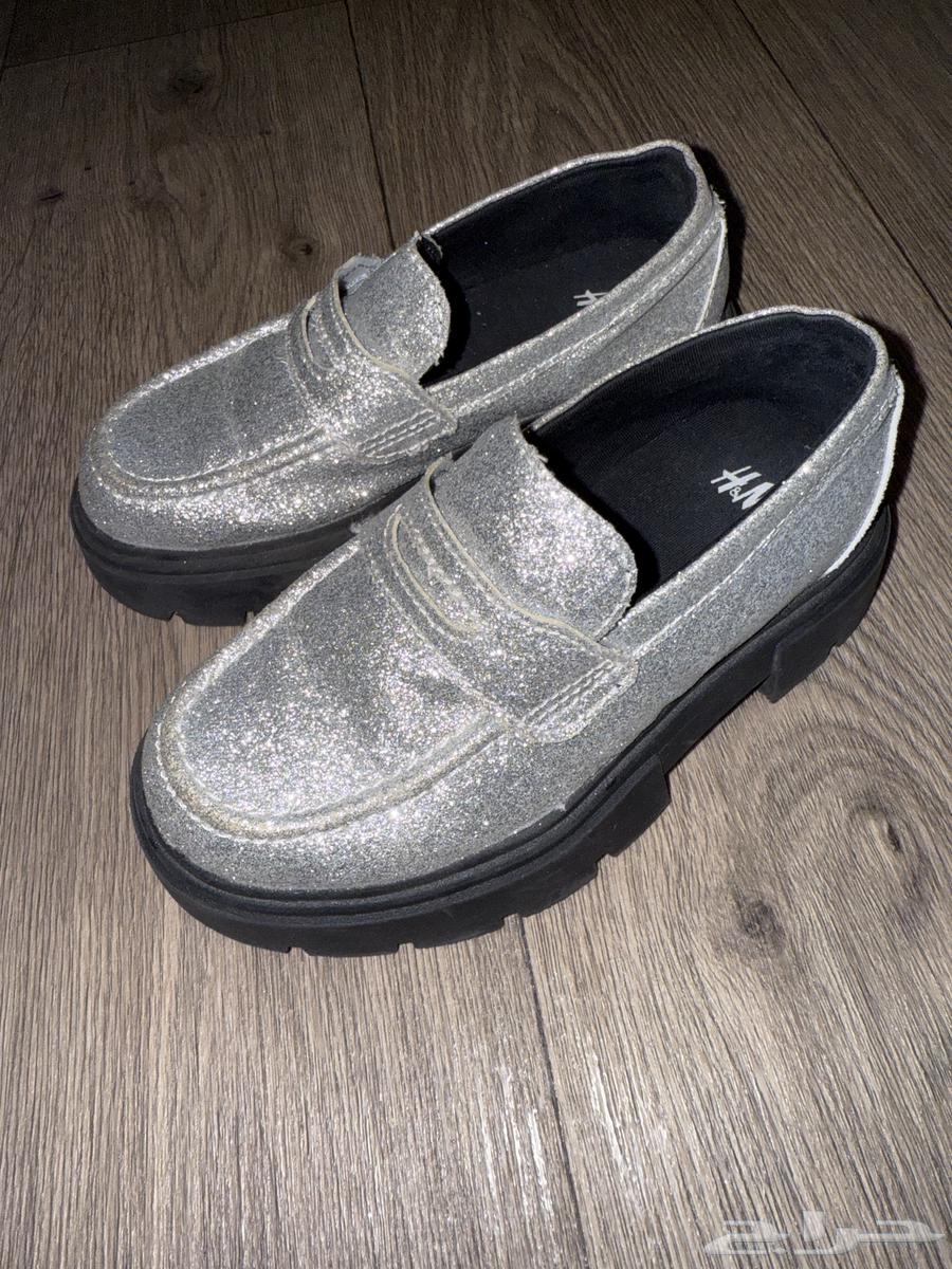 حذاء بنات مقاس 27 من H M - نظيف64371833164546110