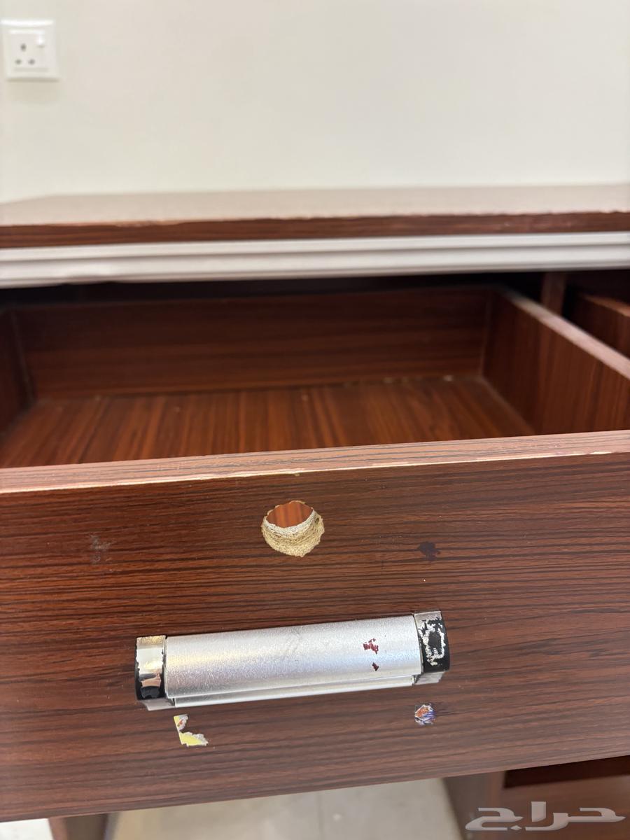 Computer or monitor table64372375215873112