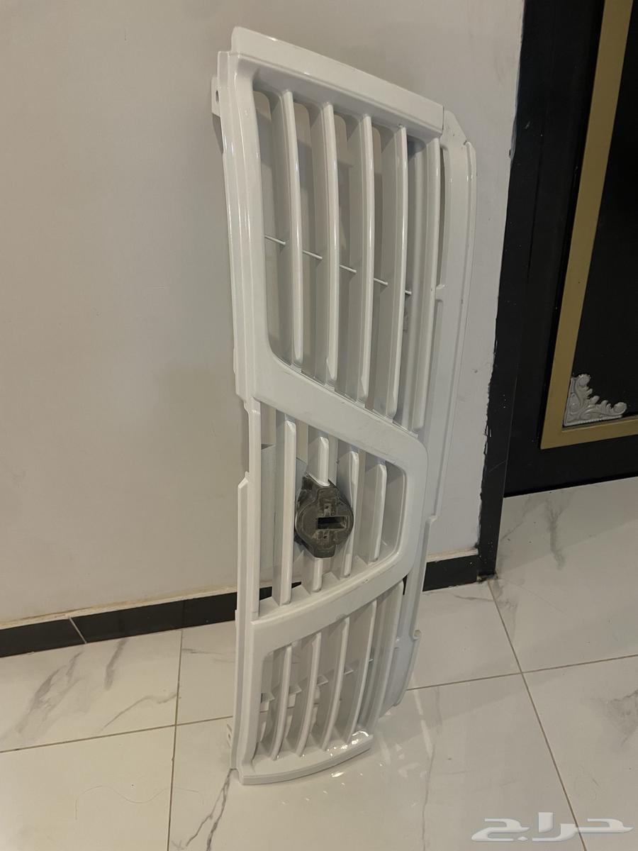 White Battery Grid from 1999 to 200664519483500803111