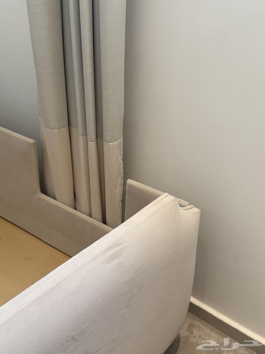 سرير أطفال ديزاين جديد استخدام قليل64368762156035110