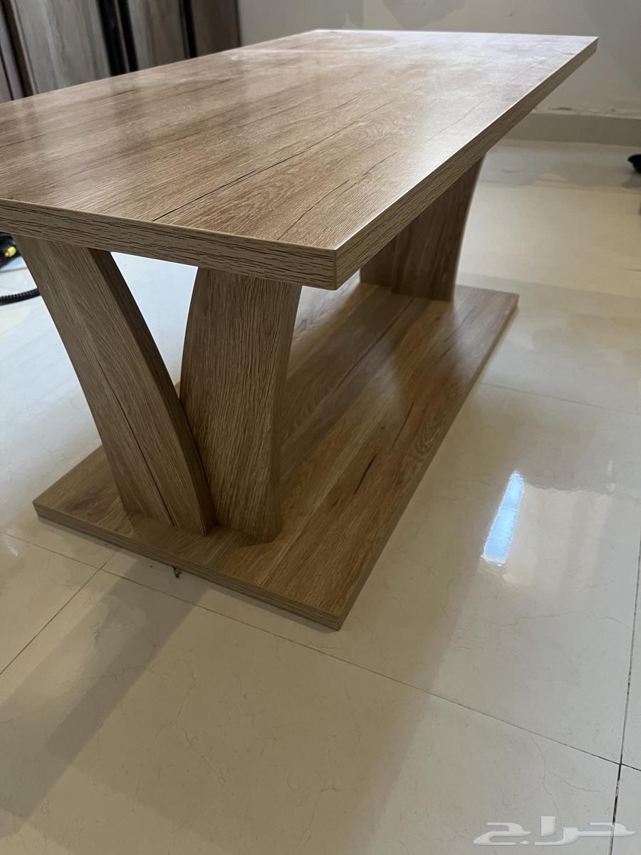 للبيع طاولات خشب أربعه خدمه مع وحده كبيره64370813365890110