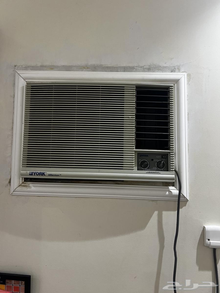 اربع مكيفات يورك نظيفه جدا جدا64368207831425112