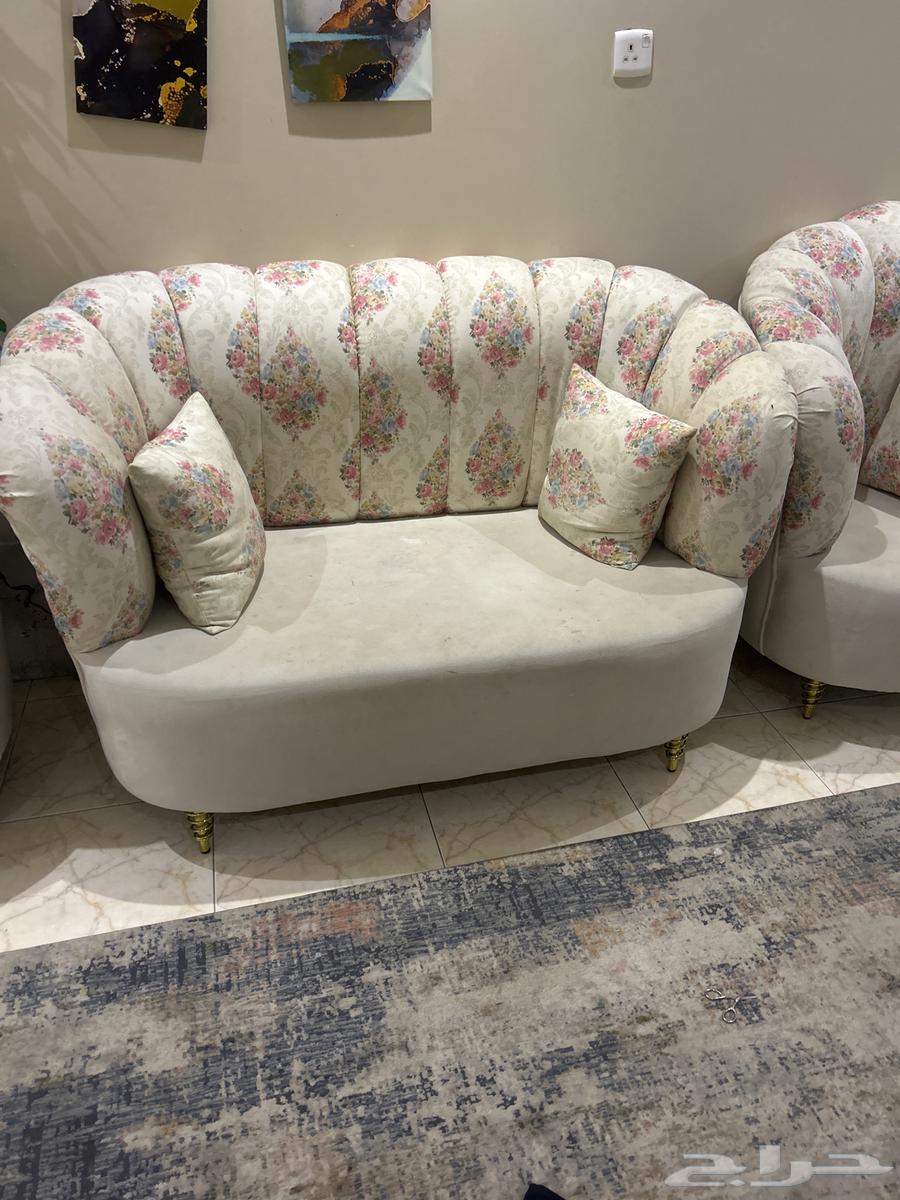 كنب للبيع64372900989698112