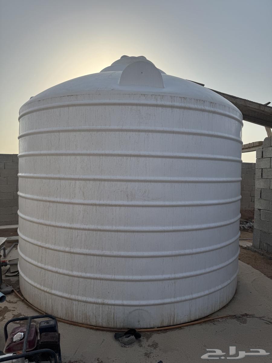 خزان ماء 20 طن و3 بركسات وونش64370813250817110