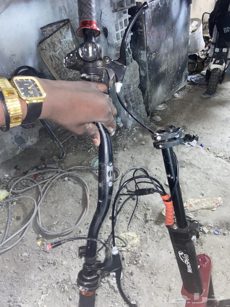 اسكوتر الوحش محركين المدرعه للبيع64376811216514111