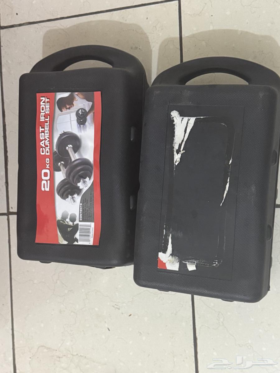 كرسي للجيم بجميع لوازمه حالة ممتازة واوزان 34 كيلو مع بار64370770368769110