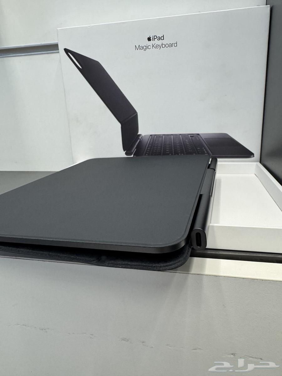 11-inch Magic Keyboard for iPad Pro 2024, Like New, 85064261346205441111