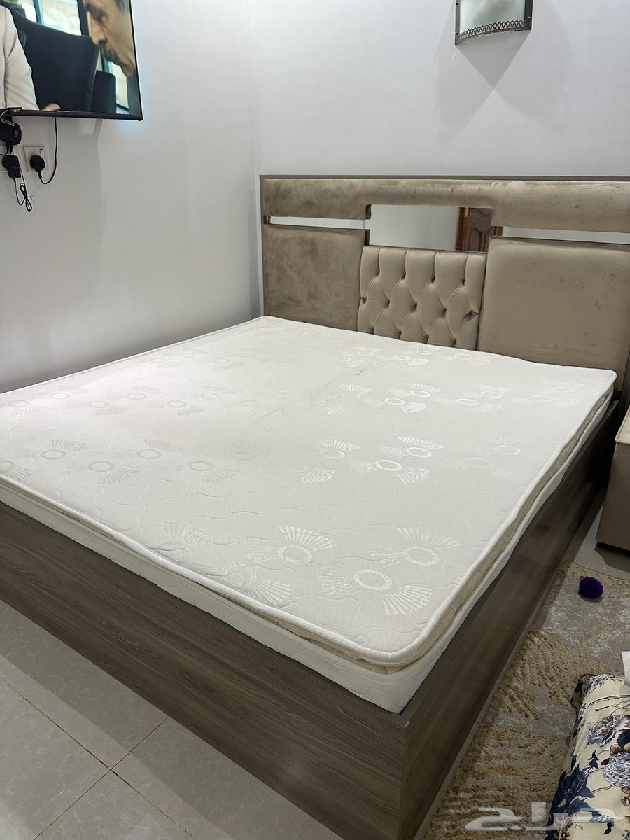 كنب وسرير للبيع64375037685251111