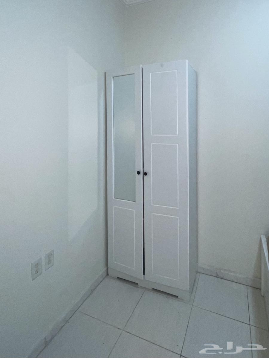 ثنين سرير ودواليب ثنتين و درجين64373624953091112