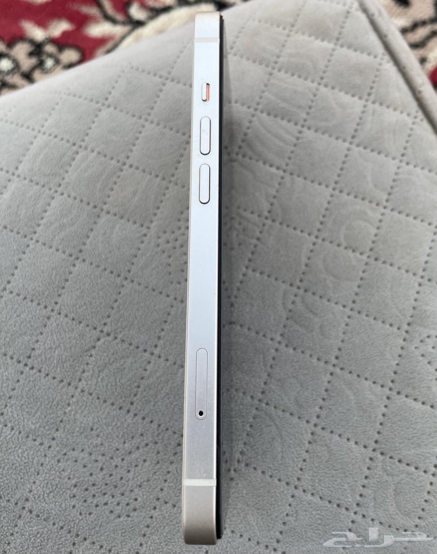 ايفون 1364371950213635113