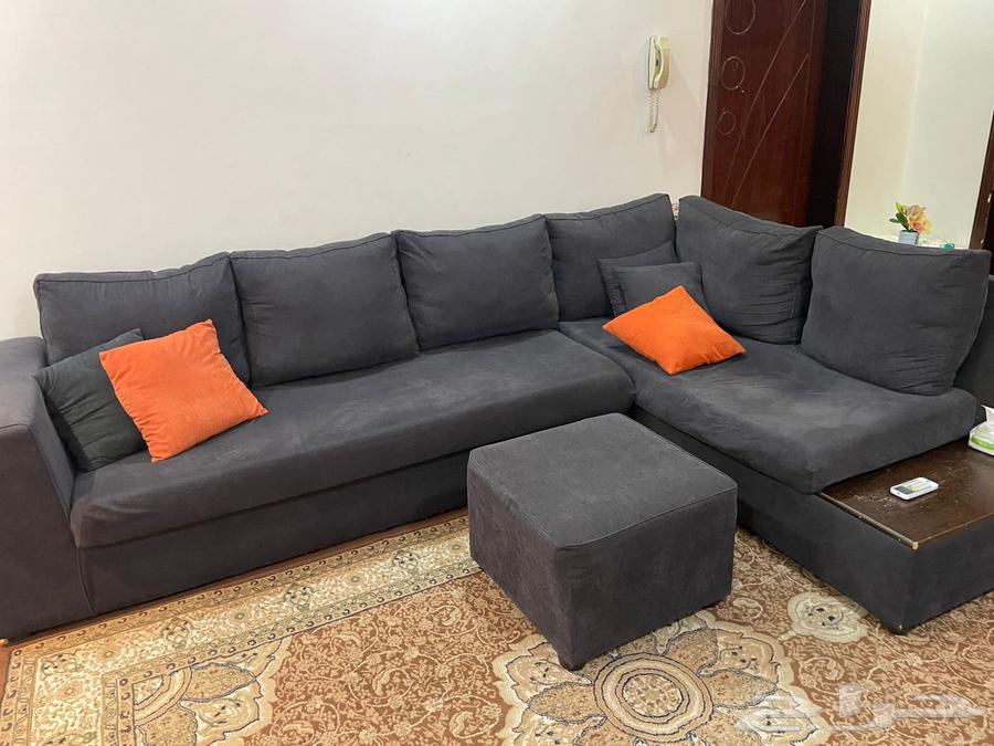 ركنة 2  3 رمادي غامق مع السجادة وبف64374185970946111