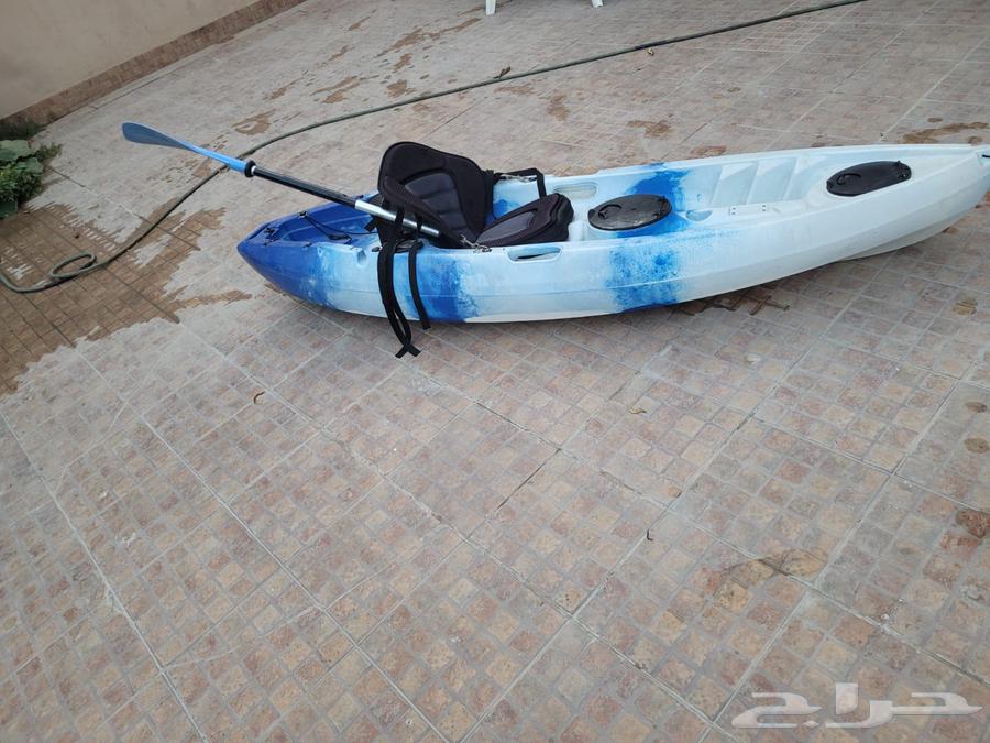 قارب صغير للبيع مع مجداف واح kayak64373462768771114