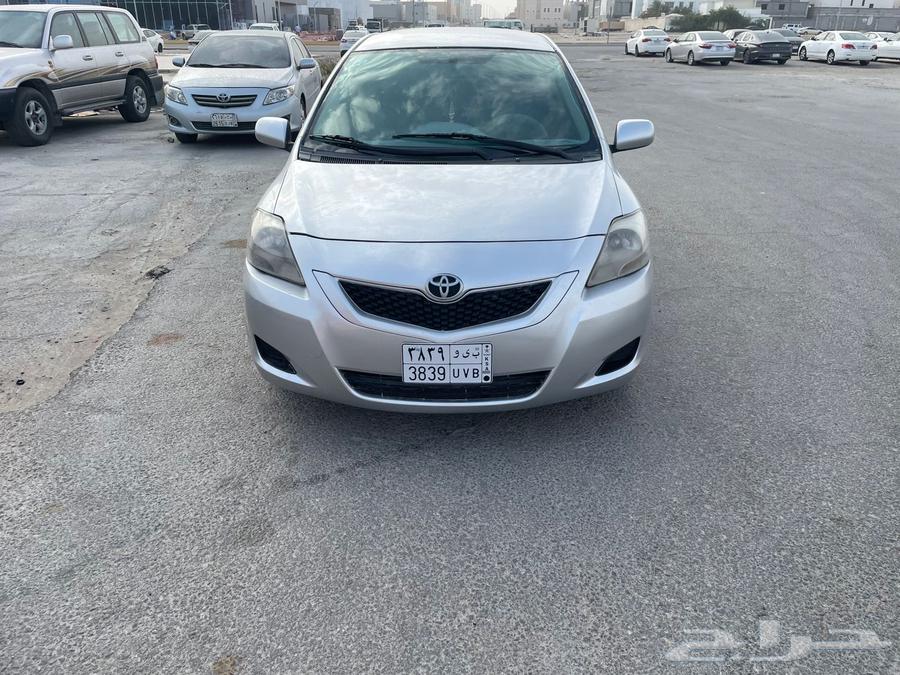 يارس2013 تماتك زجاج كهرب البدي مجدد كامل على نظافه64516510654082110