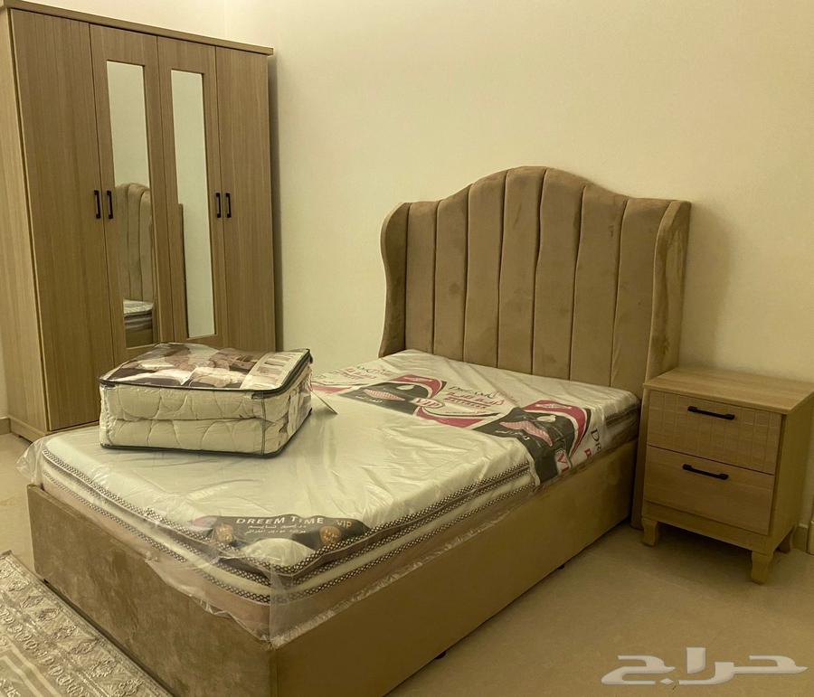 غرفة نوم نفر ونص. شبة جديدة64376930113026110