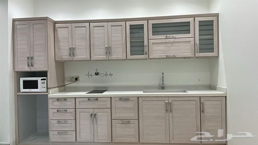 مطبخ شبه جديد مع فرن كهربائي إيطالي(Kitchen Cabinets)64367668822657110