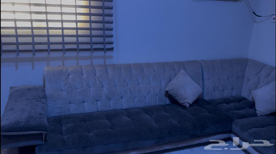 طقم كنب حرف L مع ستارة للبيع64370626540801110