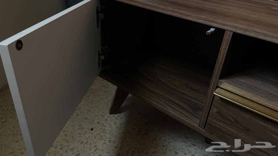 طاولة تلفزيون64371205768707114