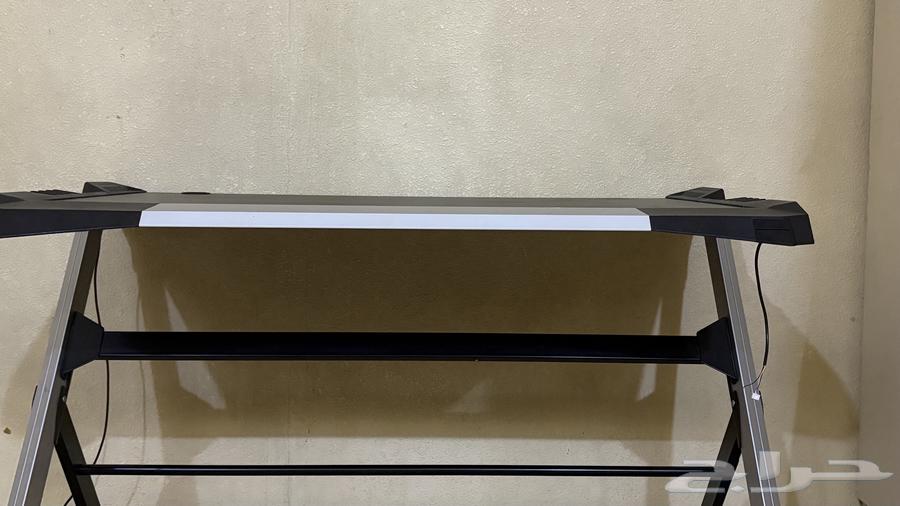 طاولة قيمينق64374583636995110