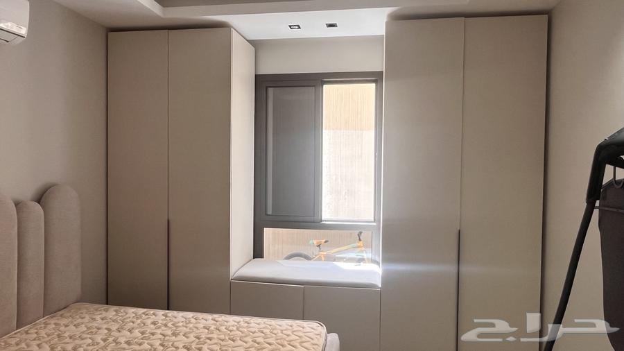 للبيع غرفة نوم اطفال شبه جديدة64372023617025112