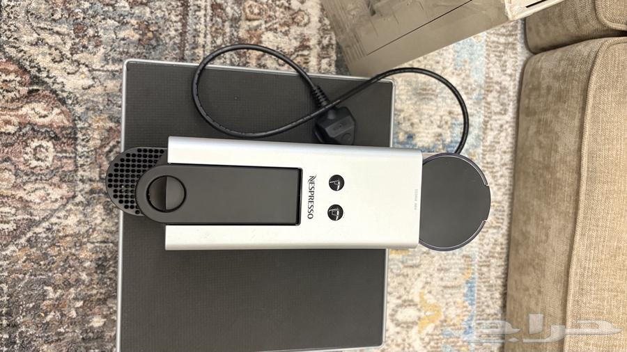 مكينة من ماركة نيسبرسو .64364365307777112