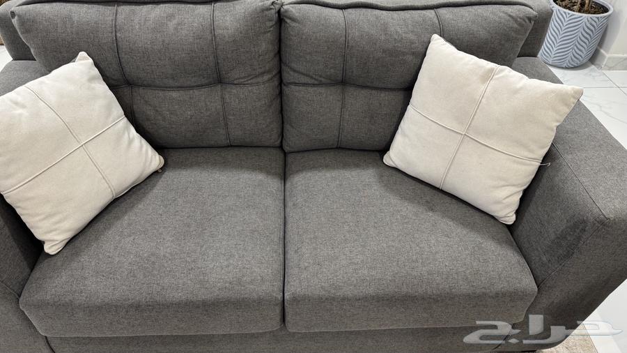 كنب مستعمل شخصي قليل ونظيف64374817580547110