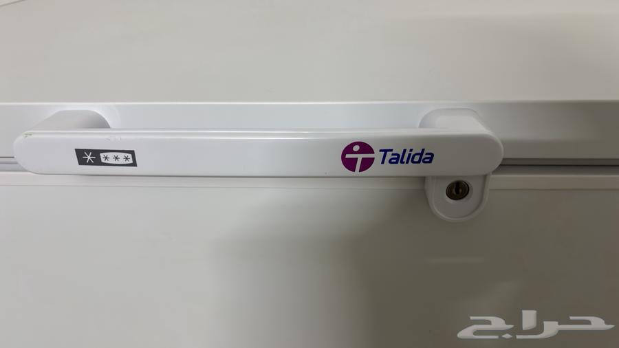 A clean refrigerator, less than two months old64375678620161110