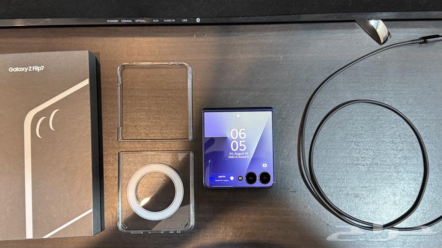 جالاكسي زي فليب 7 (كالجديد)64372185564546110