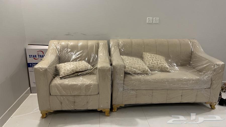 كنب للبيع نظيف وفيه بعض القطع منه جديده64363487540097111