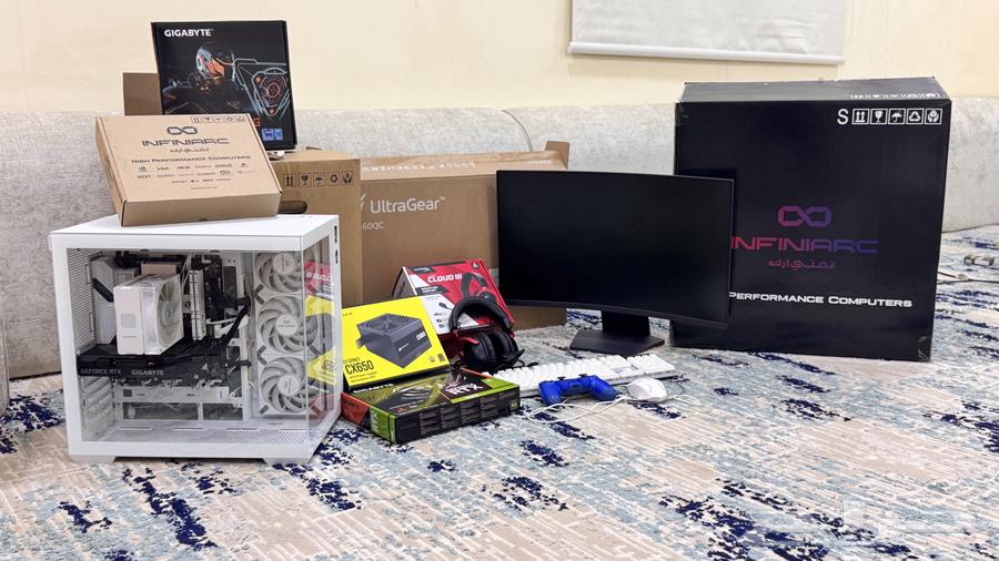 PC build with gaming monitor and HyperX Cloud III headset64368426715139112