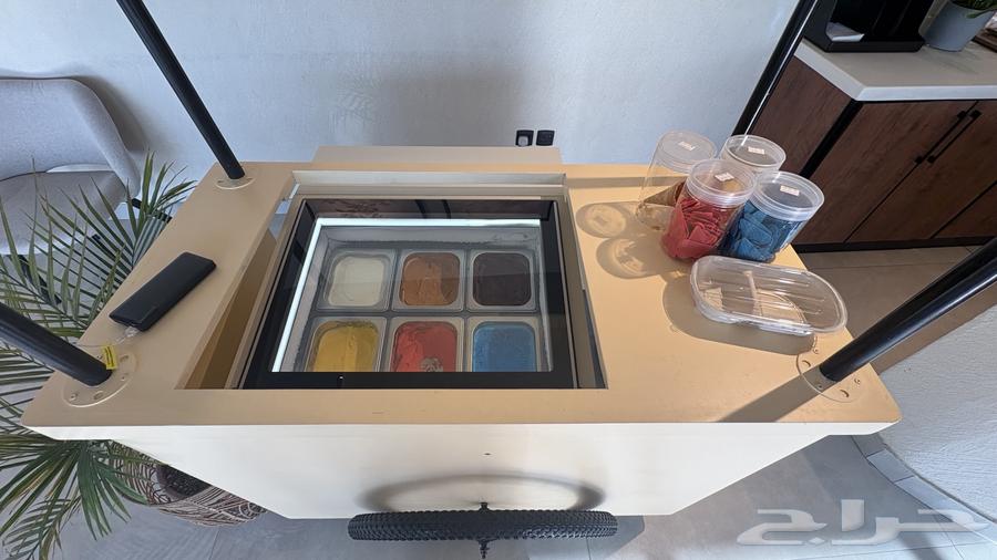 عربة للبيع64370569142274111