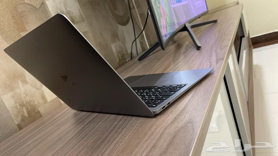 ماك للبيع64367420425987110