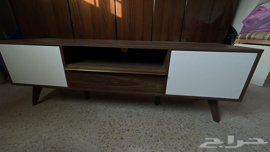 طاولة تلفزيون64371205768707110