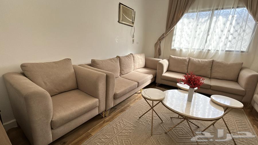 كنب خمس قطع مستعمل 11نفر64370410278401110