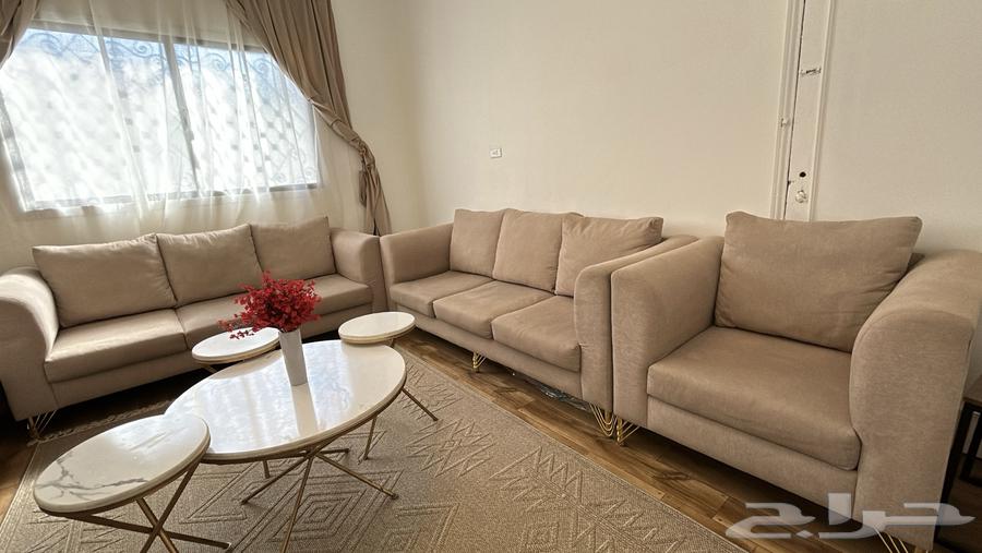 كنب خمس قطع مستعمل 11نفر64370410278401111