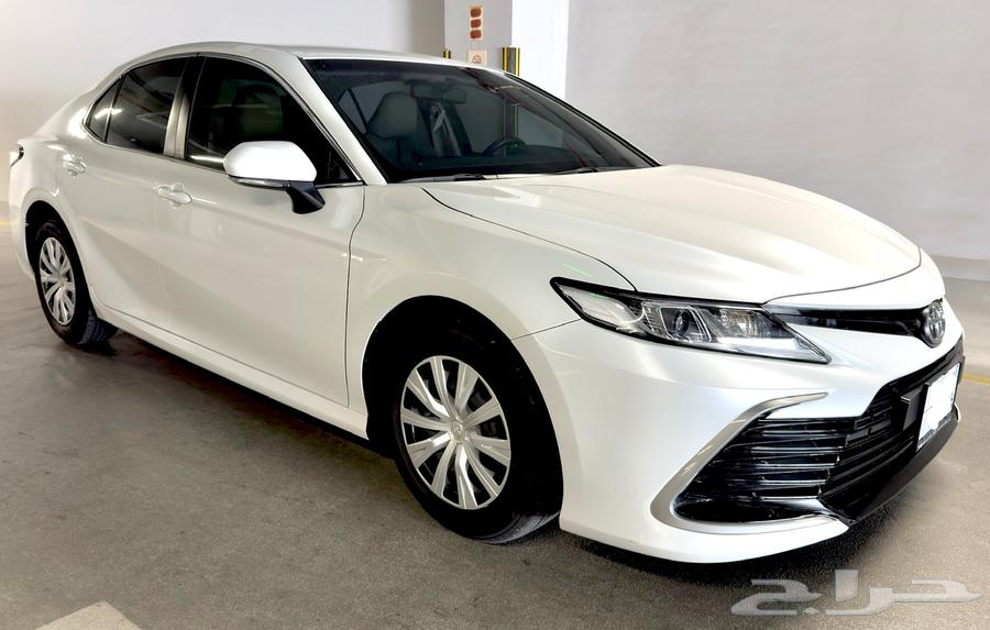 Camry Standard 2024 with low mileage64512594789121114