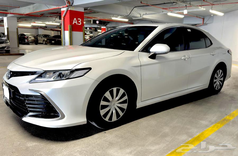 Camry Standard 2024 with low mileage64512594789121110